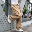 Urban Chic: Strapazierfähige Baumwollhosen mit Charakter-Cargo Hose-85